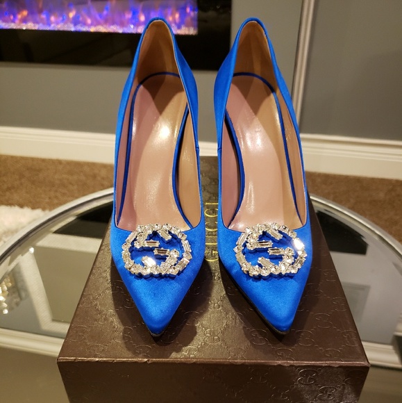 gucci satin pumps